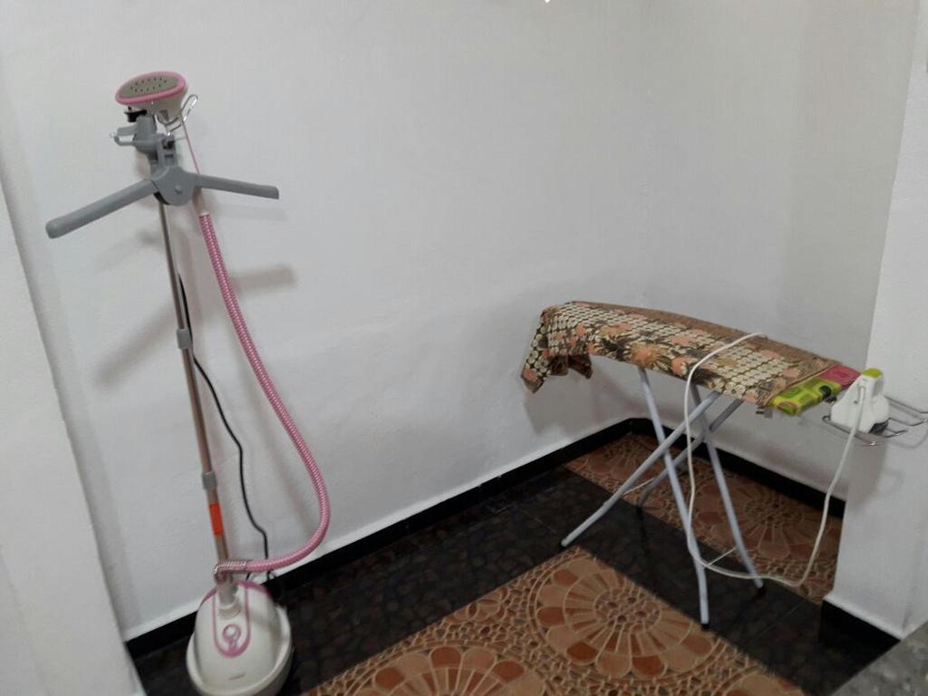 Nur Muslim Homestay At Kota Bharu Exteriör bild